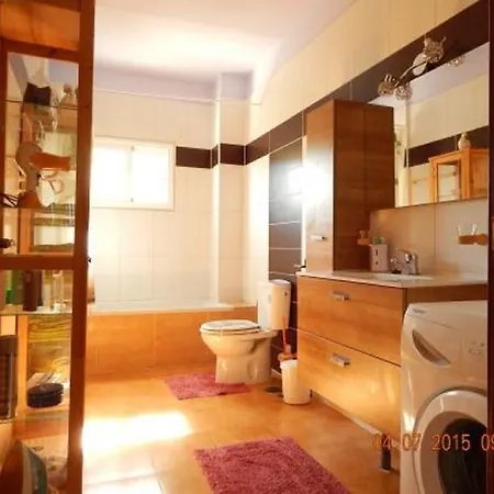 Casa Marechen * אל מדאנו